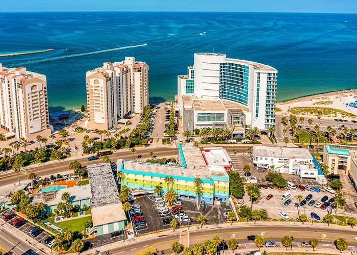 Hotel Pelican Pointe