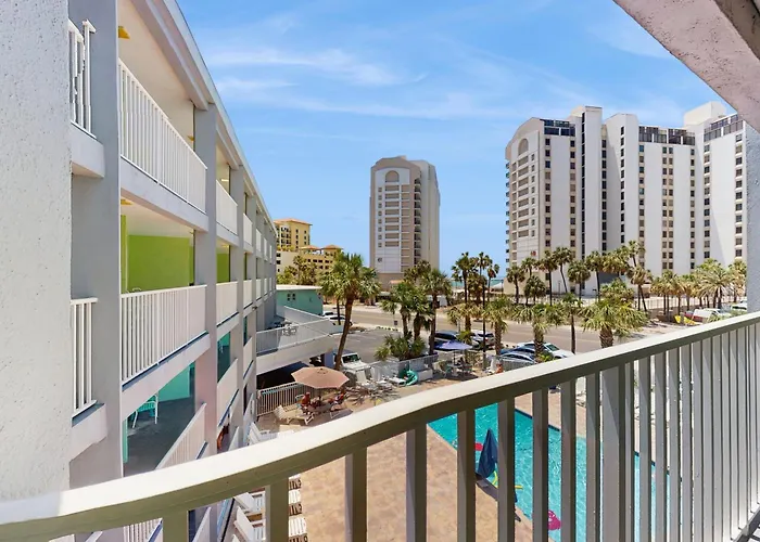 Pelican Pointe Hotel Clearwater Beach