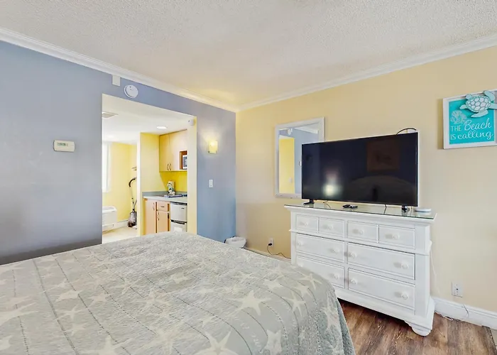 Pelican Pointe * Clearwater Beach