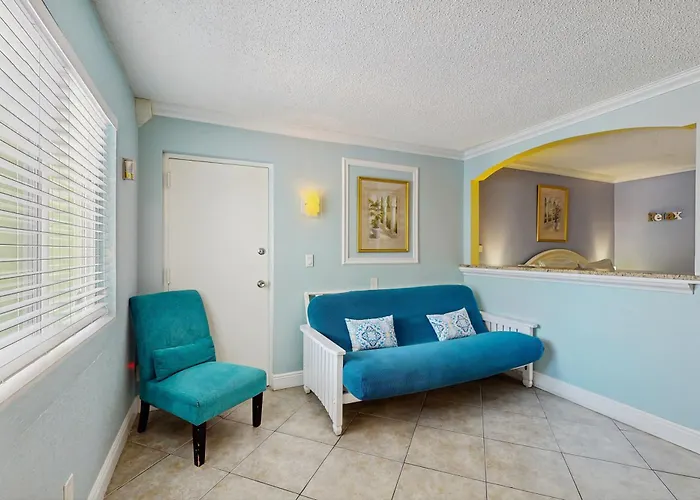 Hotel Pelican Pointe