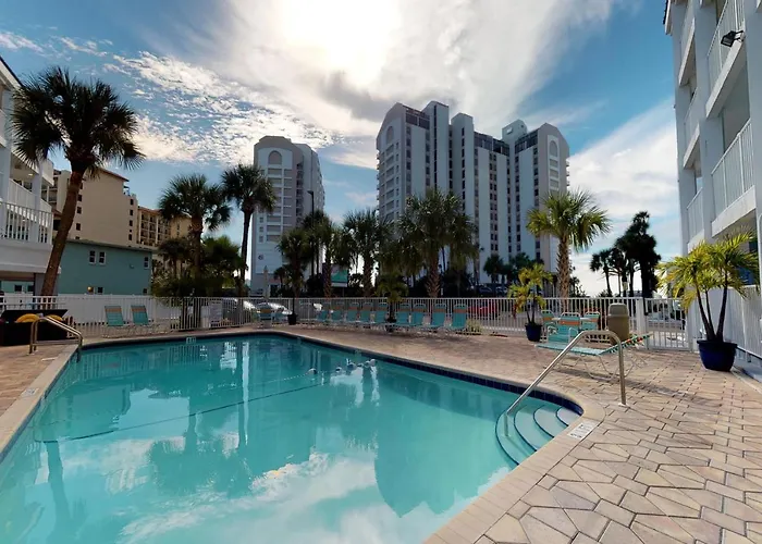 Pelican Pointe